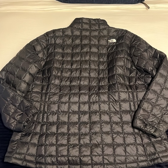 The North Face ThermoBall Jacket - Picture 5 of 5